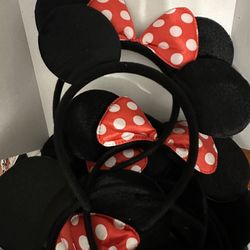 Mickey / Minnie Mouse Ears 8 Of Each 