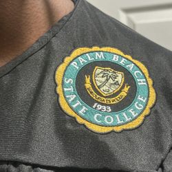 Palm Beach State College Cap & Gown For Sale