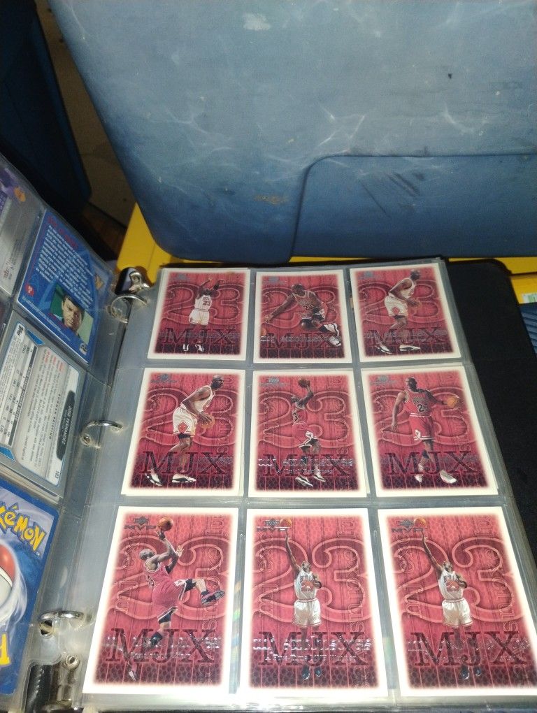 Sports Cards NBA NFL MLB Pokemon Star Trek Holo