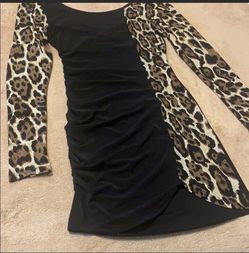 Medium leopard mini dress