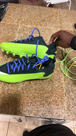 AE1 Football Cleats Size 10