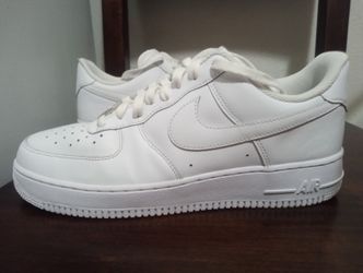 Like new size 10.5 Men's $60