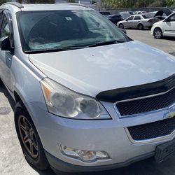 2011 Chevrolet Traverse FOR PARTS ONLY 