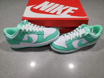 Nike Dunk Green Glows