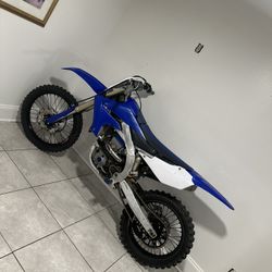 2021 YZ450 