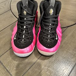 Nike Air Foamposite One Pearlized Pink 
