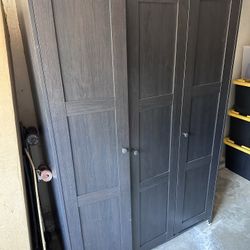 Armoire Closet