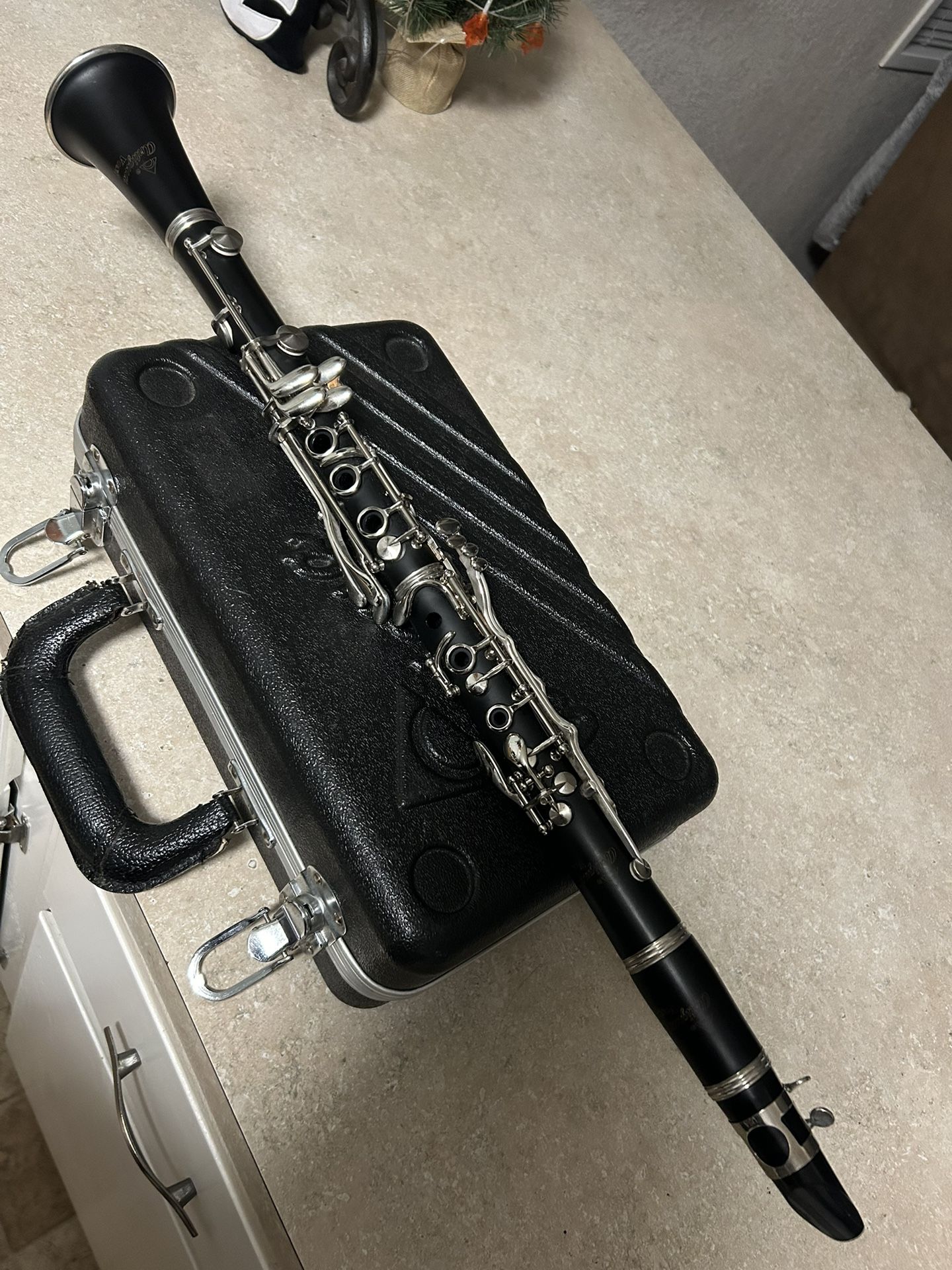 Antigua Vosi Bb Clarinet Model 2220