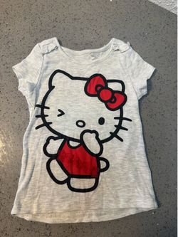 Hello Kitty,set 4/5 toddlers 💥$5💥