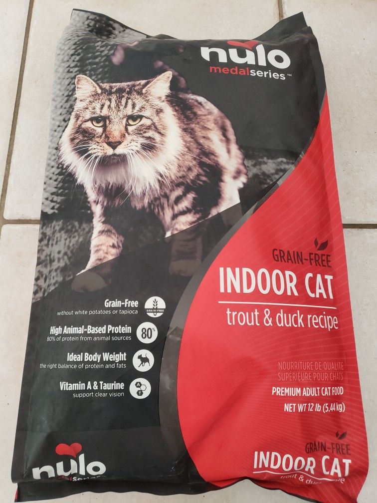 Nulo Medal Series Cat Food 12lb Bag Trout Recipe Best By April 2024