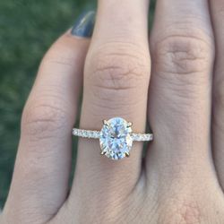 2 Carat Oval Moissanite Diamond Engagement Ring Pavé Band