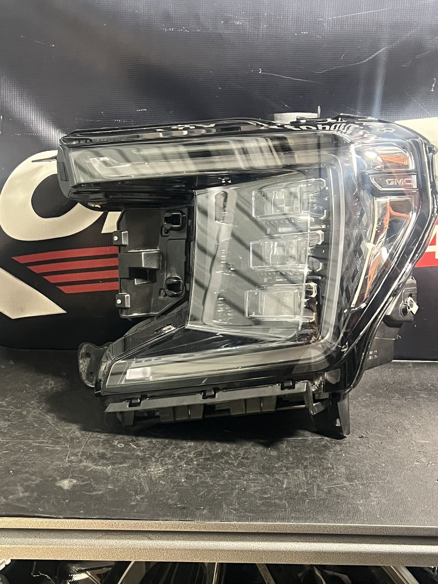 2021-2024 GMC Yukon Denali Headlight