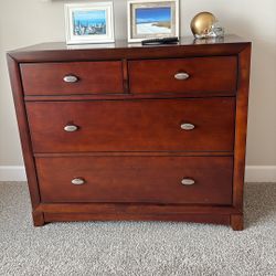 *FREE* Until 8/23 - Furniture Row Dresser