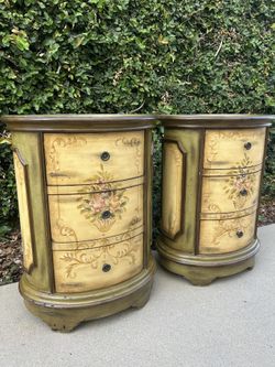 Pair of Vintage Hand-Painted Oval 3-Drawer Nightstands (Maitland-Smith)