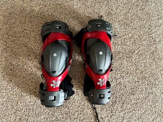 Asterisk cell knee braces size M