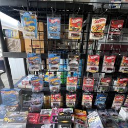 Massive Hot Wheels Garage Sale 