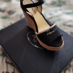 Prada Wedges Sz 7