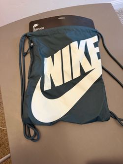Nike drawstring bag