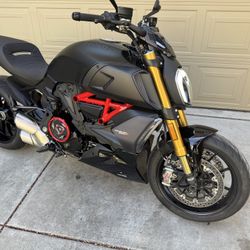 Ducati Diavel 1260s