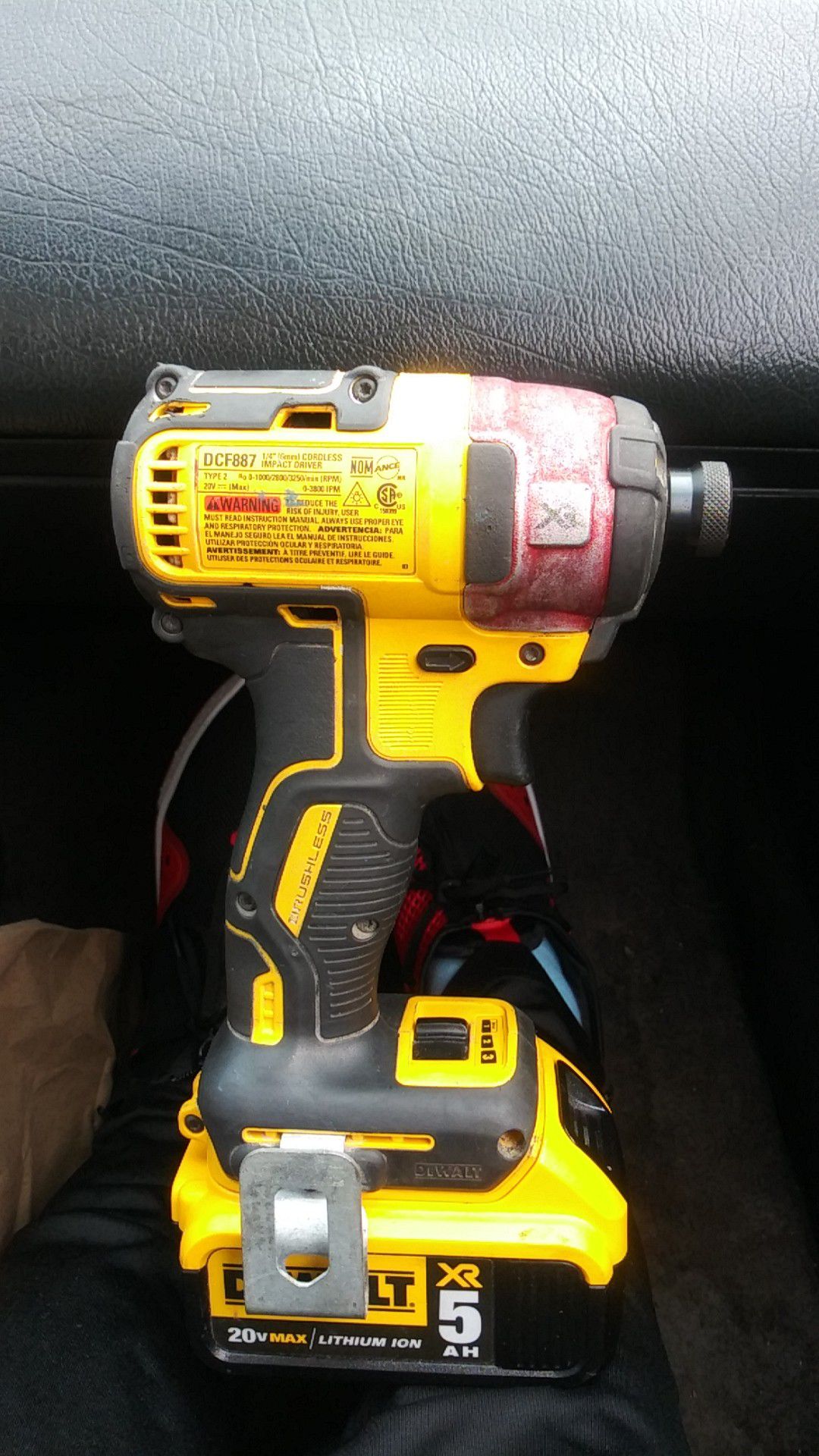 DEWALT 20-Volt MAX XR 1/4 Inch variable speed Brushless Cordless Impact Driver