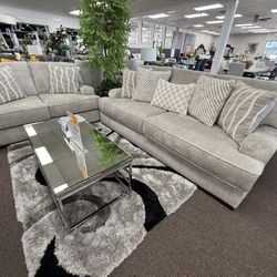 2 Pc Sofa And Loveseat 