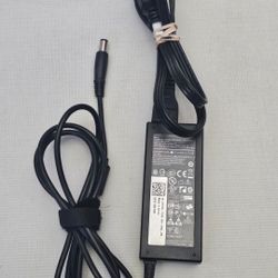 Genuine Dell FA065LS1-01 PA-12 Family Netbook Power Supply 19.5V 3.34A 65W Charger