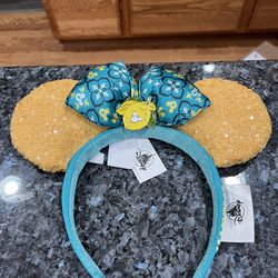 Disney Parks EPCOT  Minnie Mouse Ears Headband.  Brand New With Tags 