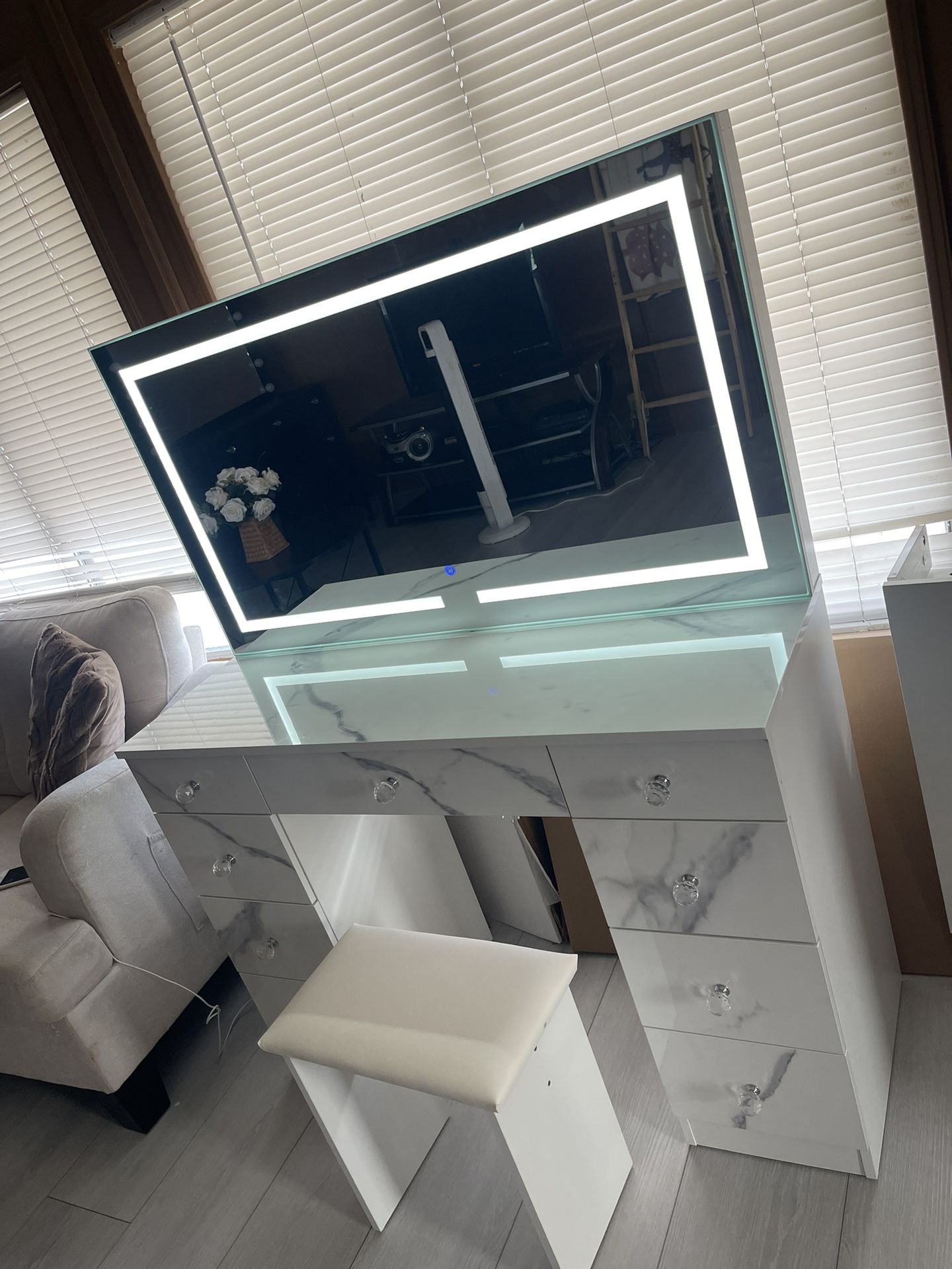 LED mirror vanity