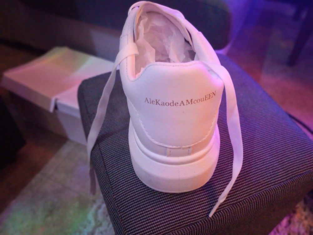 AleKaodE AMcouEEN Tennis Shoes
