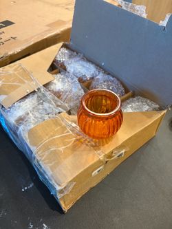 Glass motive candle holders