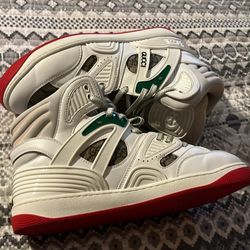 Gucci Sneakers *RARE*