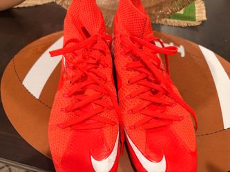 🔥 Nike Football Cleats – Men’s Size 9 – Like New – $75 OBO 🔥