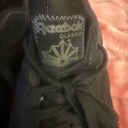 Reebok New 9.5 No Box 