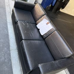 Free Sofa
