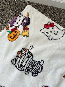 Hello Kitty Halloween Blanket