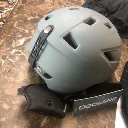 Odoland Snowboarding Helmet And Goggles
