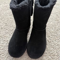 Girls Uggs Size 5