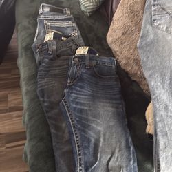 2 pantalones de adolescents marca ARIA como nuevos cada uno $85