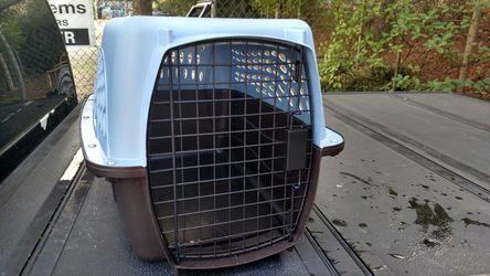 24" Pet Carrier Shuttle New