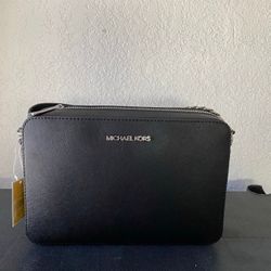 NWT Michael Kors Jet Set Crossbody 