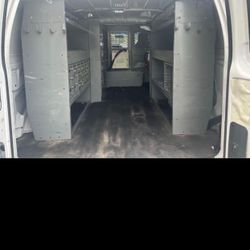 2012 Ford E350 Vans