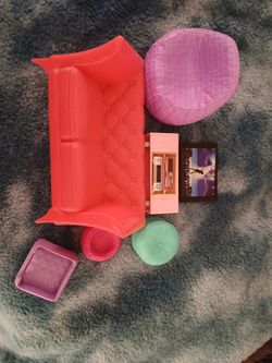 BARBIE FURNITURE LOT