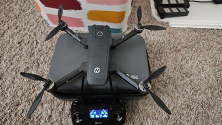 Holy Stone HS720E drone with 4k camera