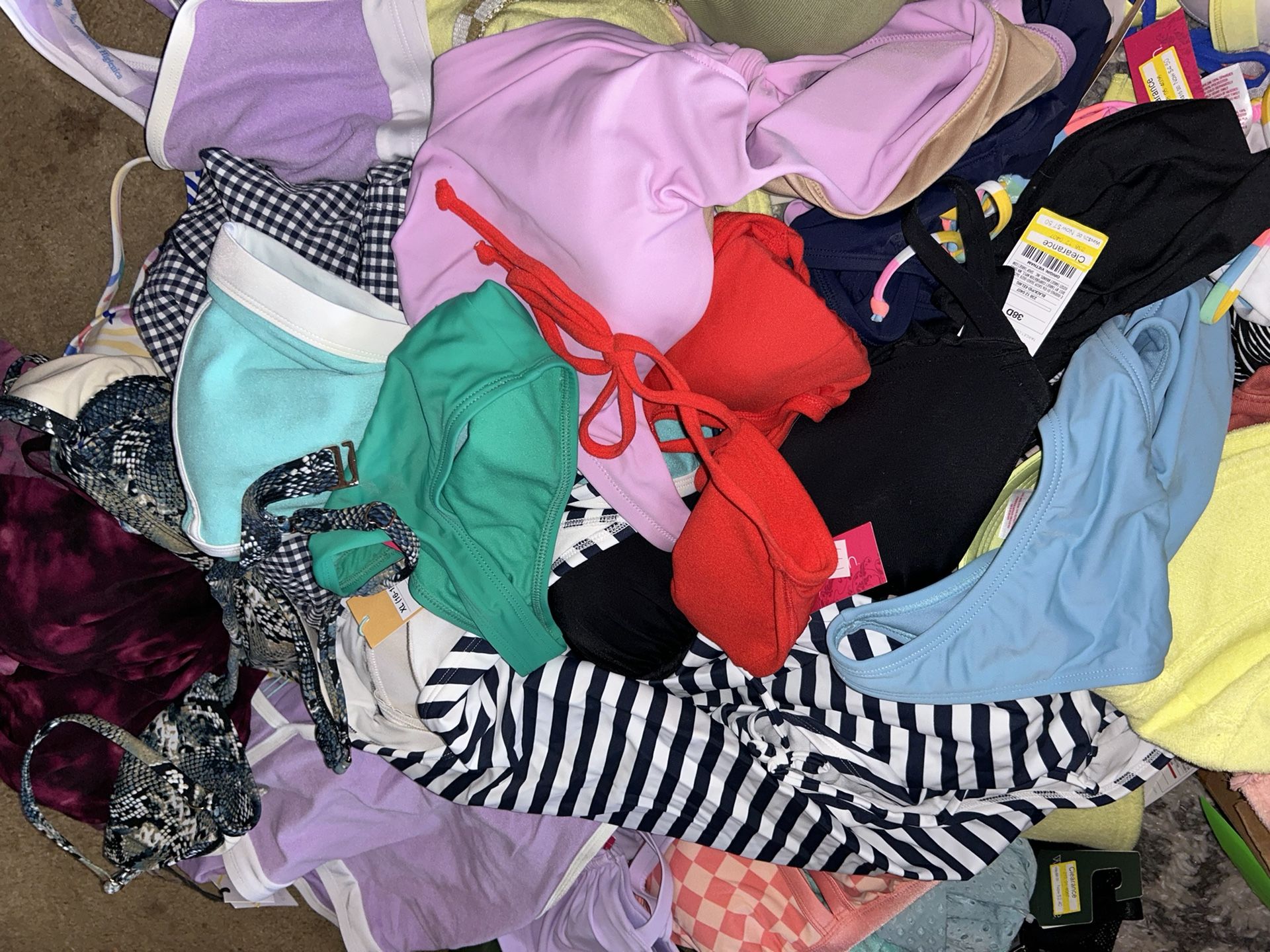 Brand New Target / Rue21 Pallet Clothes,All Products : American Fashion Style Bags On Sale