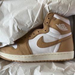 Air Jordan 1 Retro High OG Women’s Praline
