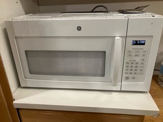 GE Over-the-Range Microwave White
