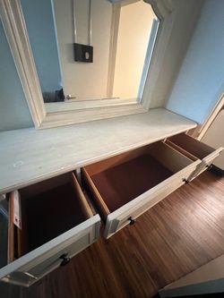 Living Spaces bedroom