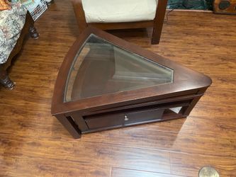 Roll out table