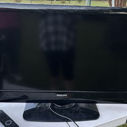 TV Works Great 32 Inch