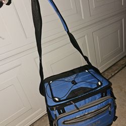 Titan Cooler Bag In Good Condition 